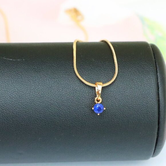"Mini Round Blue Pendant in Rose Gold Setting with Delicate Design, XPPT1623 - Picture 4 of 13